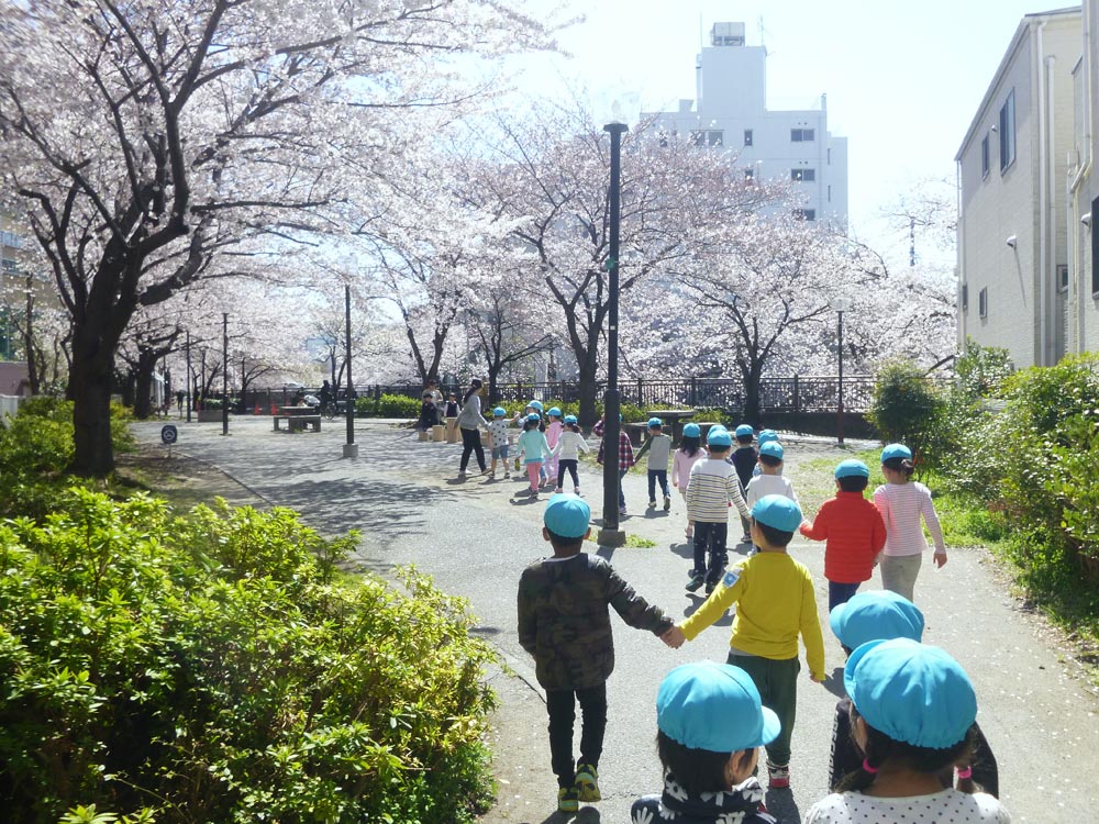 社会福祉法人 板橋敬隣会 敬隣保育園の保育士 認証・認可保育所 正社員の求人情報イメージ2